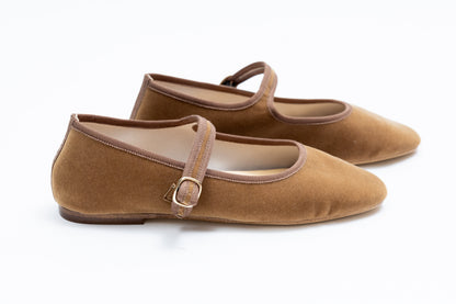 COLMAR　hazelnut