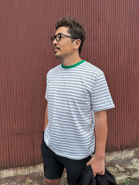 COULEUR　クルーネックボーダーカットソーGRAY×GREEN（UNISEX SIZE）